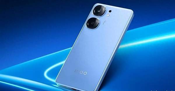 iQOO Neo9S Pro和Redmi K70的参数对比